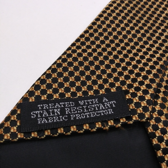 Geoffrey Beene Tie - Picture 3 of 3